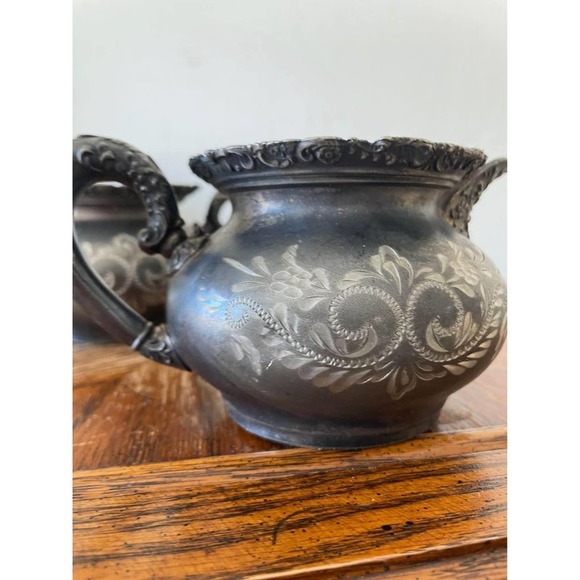 Vintage Van Bergh Silver Plate Co. Rochester NY Sugar bowl And Creamer 468 - Picture 10 of 10